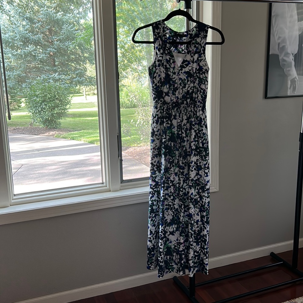 Banana Republic Maxi dress. Size 00P